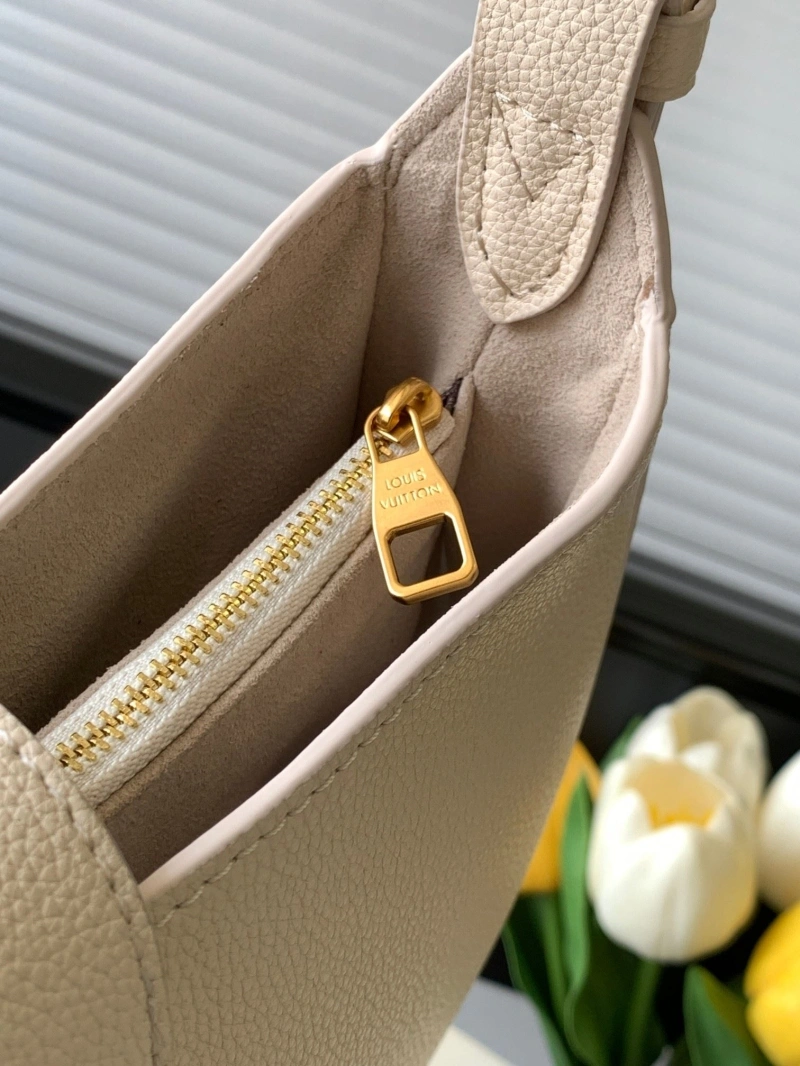 LV Top Handle Bags 4194A-1241