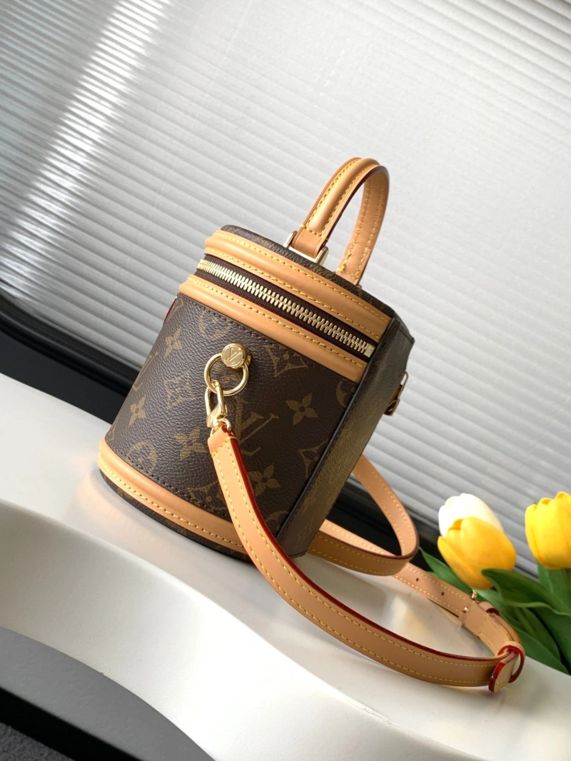 LV Cosmetic Bags 4194A-1256