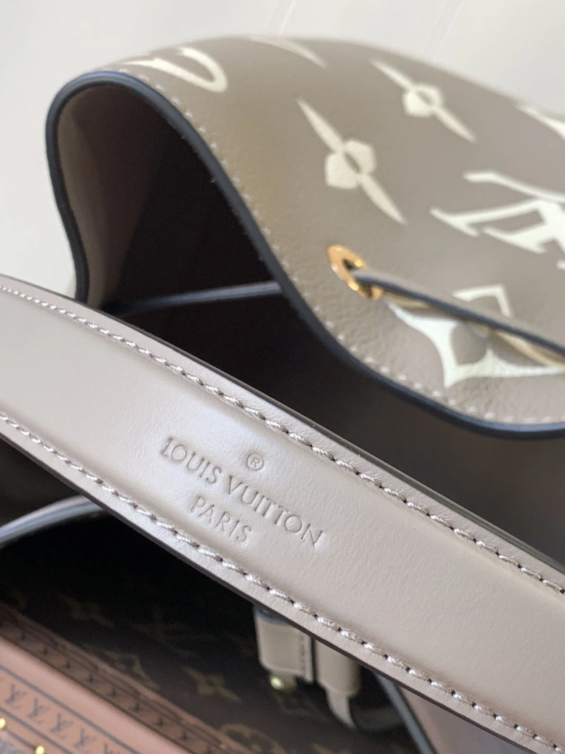 LV Bucket Bags 4194A-1500