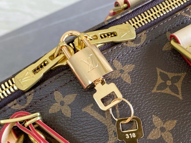 LV Travel Bags 4194B-0026