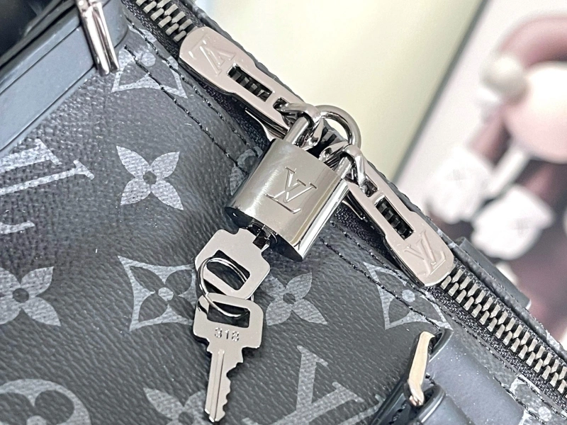 LV Travel Bags 4194B-0037