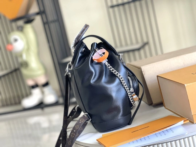 LV Backpacks 4194B-0048