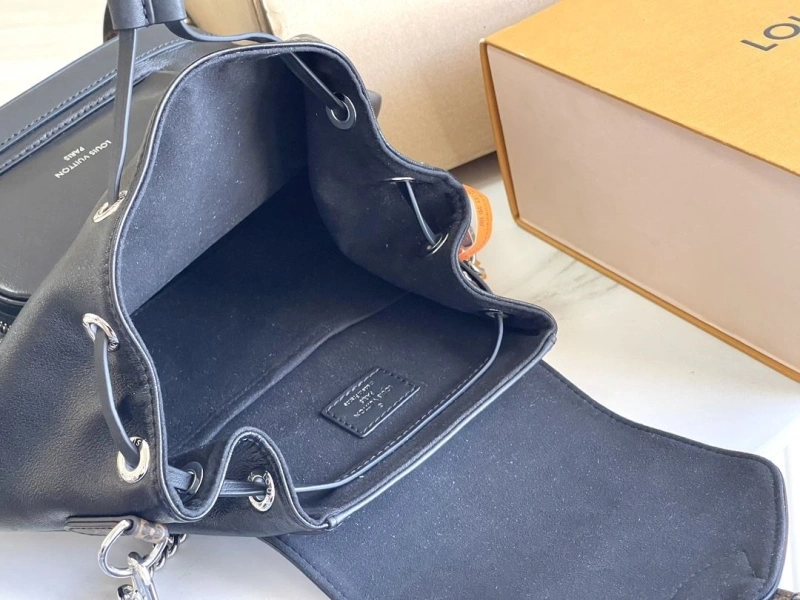 LV Backpacks 4194B-0048