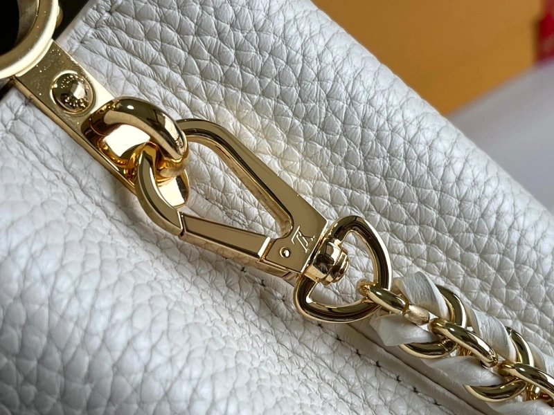 LV Capucines Bags 4194B-0057