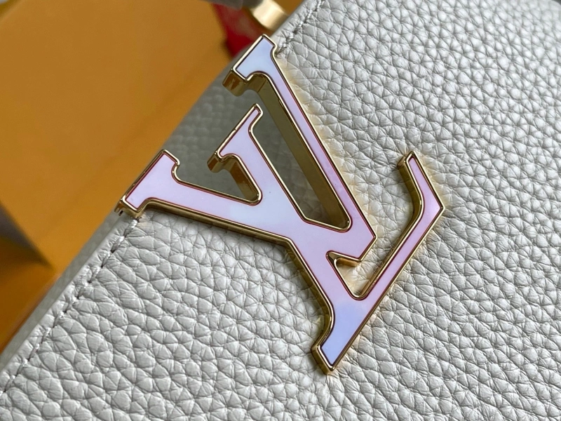 LV Capucines Bags 4194B-0057
