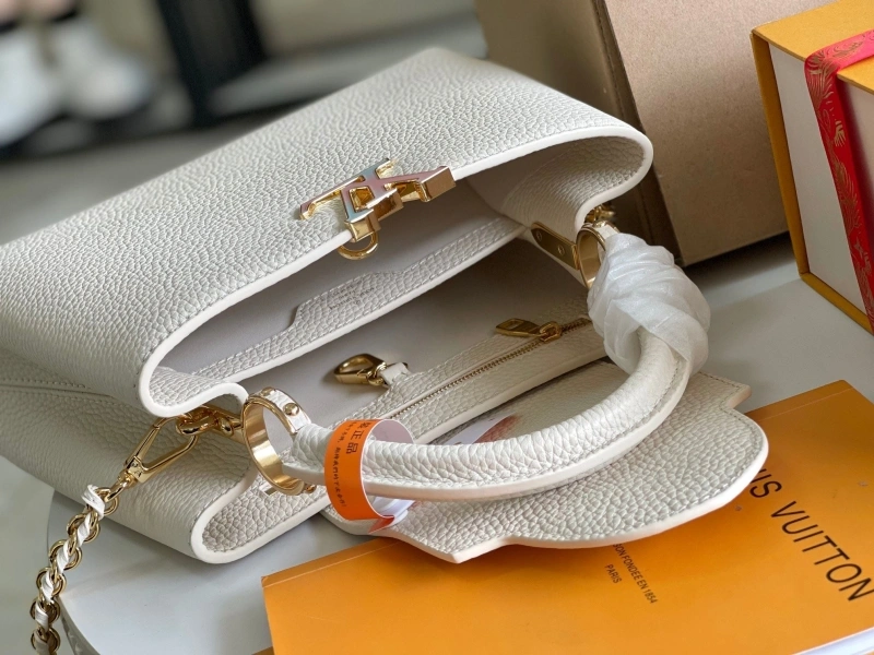 LV Capucines Bags 4194B-0058