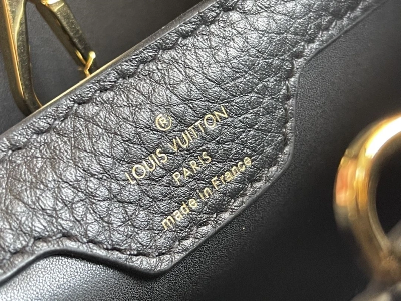 LV Capucines Bags 4194B-0062