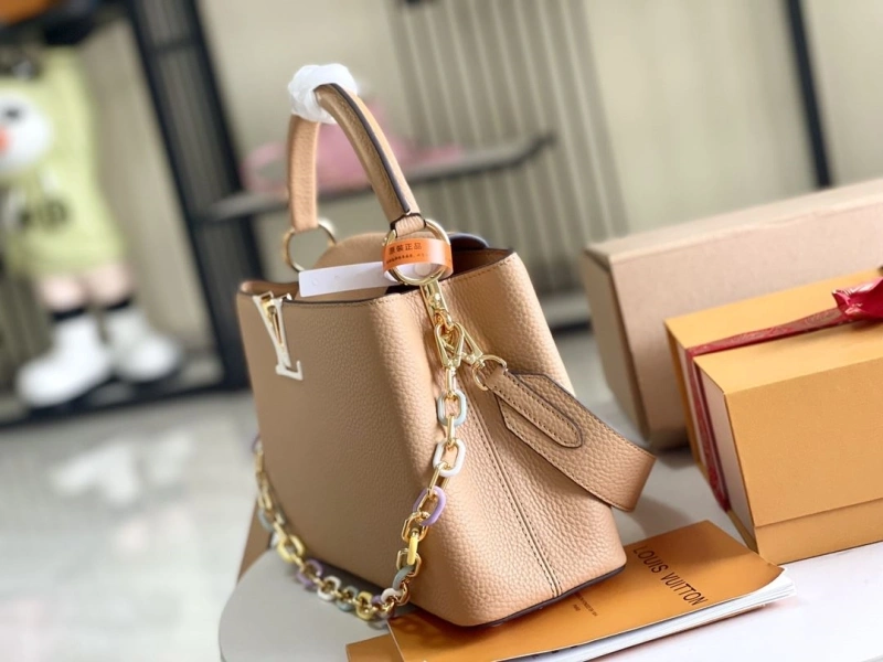 LV Capucines Bags 4194B-0064