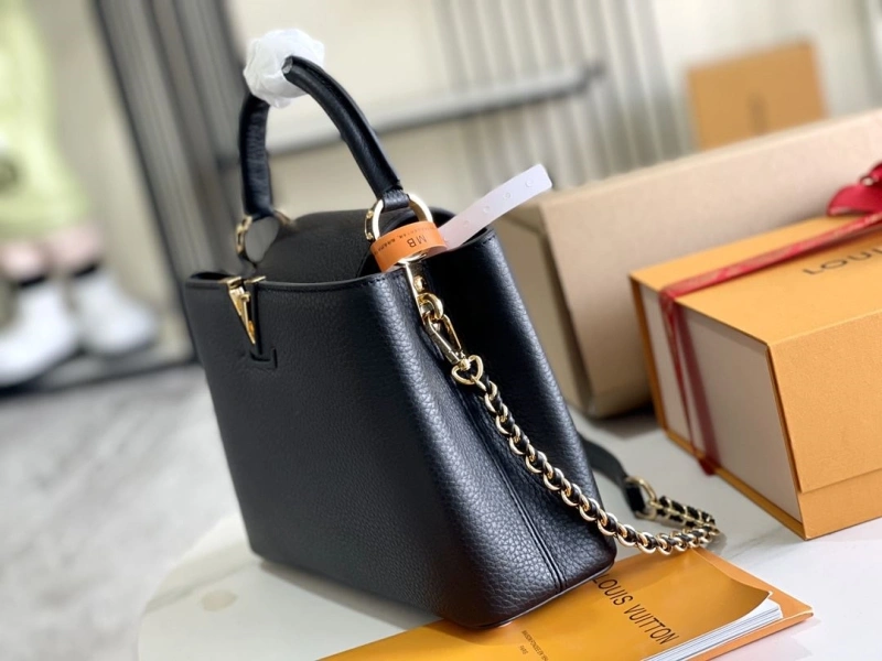 LV Capucines Bags 4194B-0066