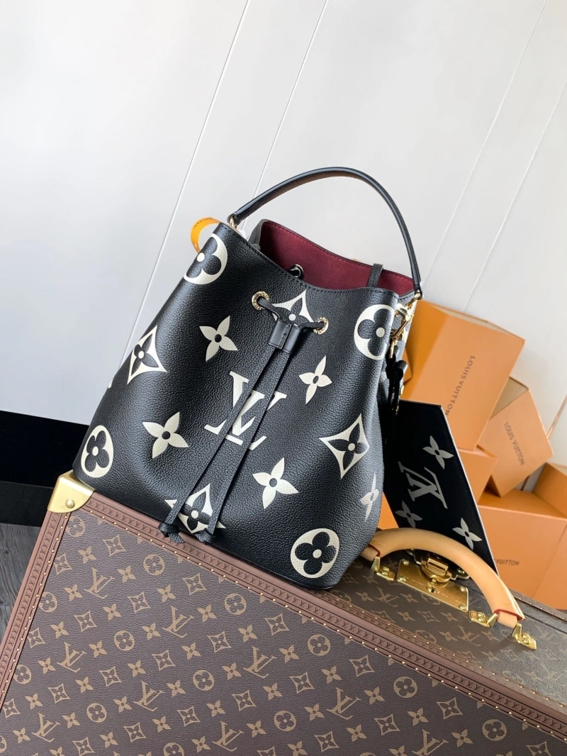 LV Bucket Bags 4194B-0111
