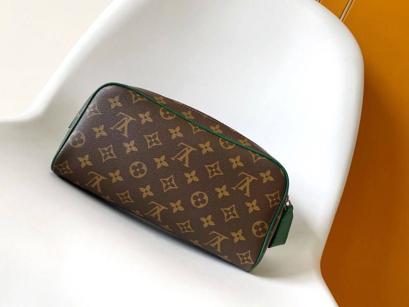 LV Cosmetic Bags 4194B-0129