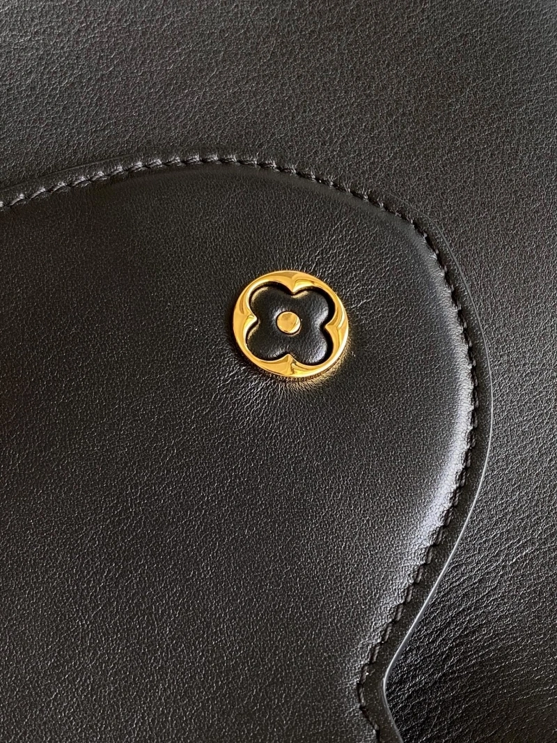 LV Capucines Bags 4194B-0147