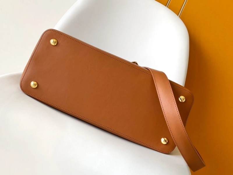 LV Capucines Bags 4194B-0148