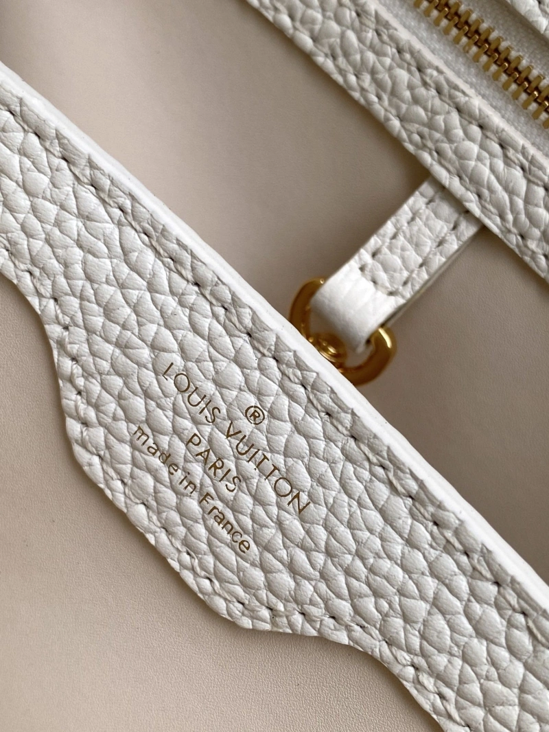 LV Capucines Bags 4194B-0229
