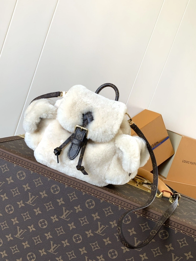 LV Backpacks 4194B-0272