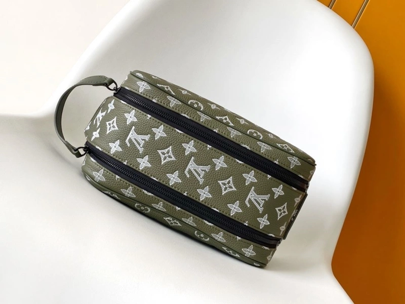 LV Cosmetic Bags 4194B-0283