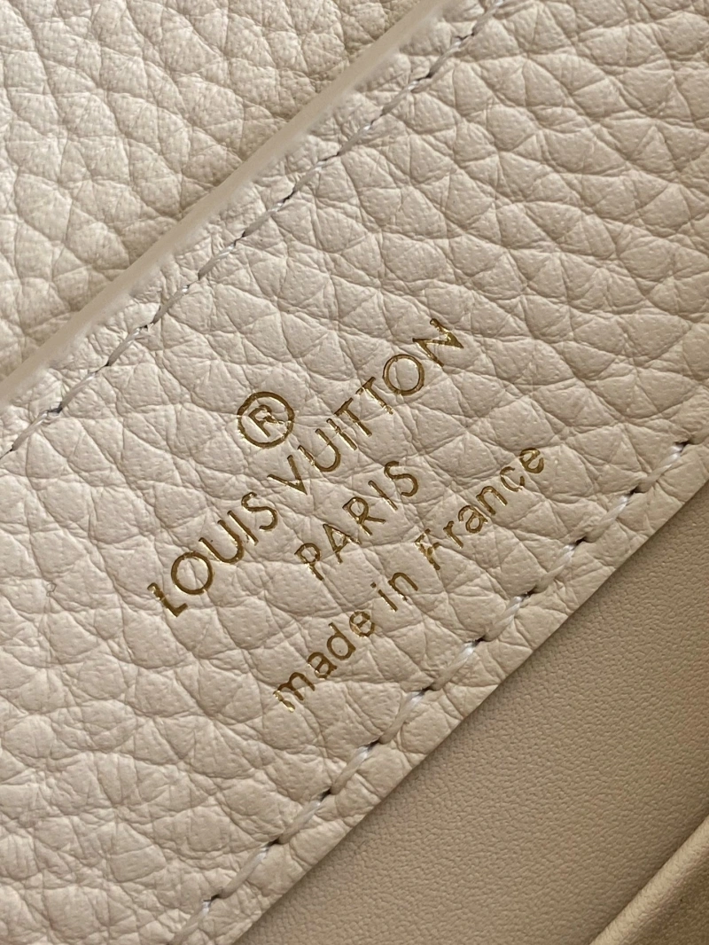 LV Capucines Bags 4194B-0313