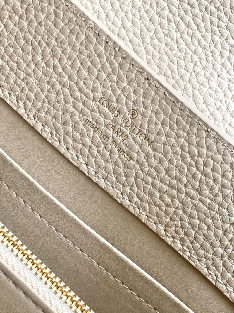 LV Capucines Bags 4194B-0314