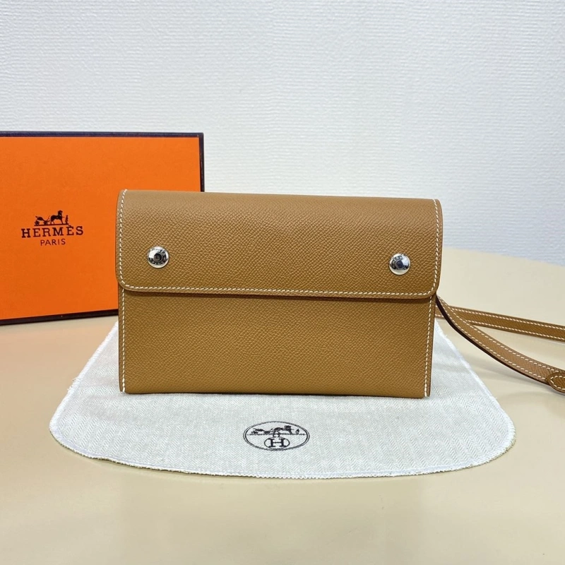 H**me5 wallets 4197-0256