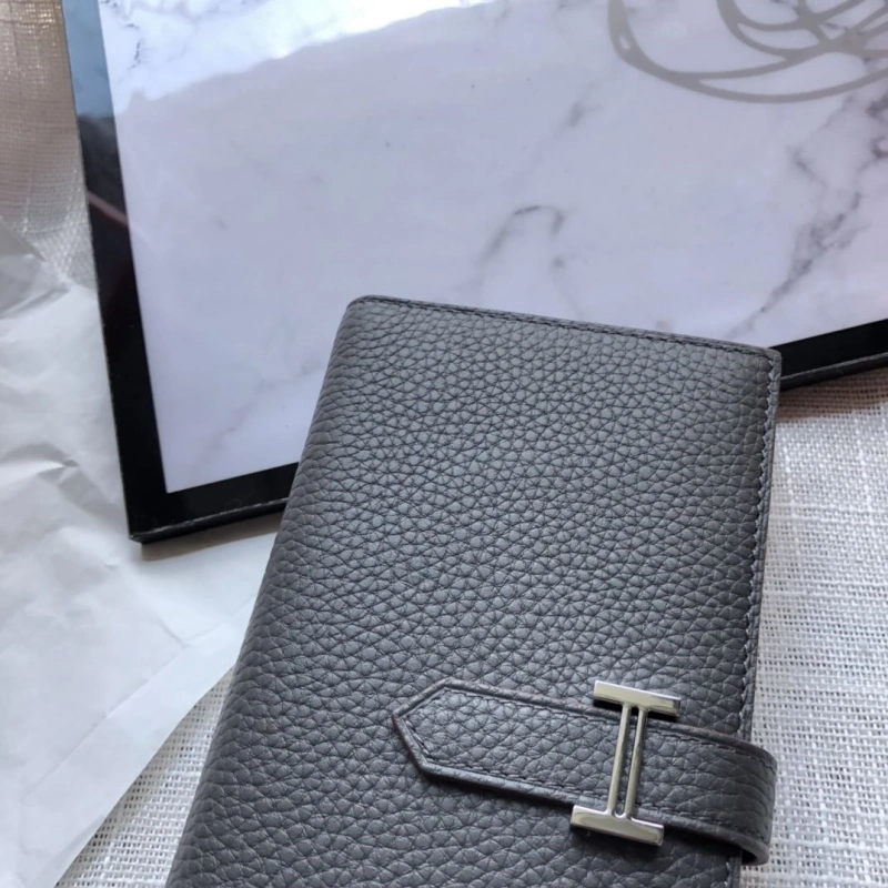 H**me5 wallets 4197-0270