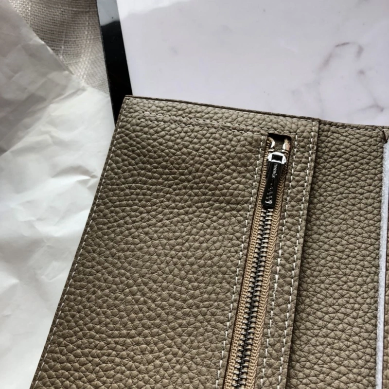 H**me5 wallets 4197-0273