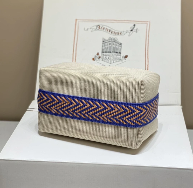 H**me5 cosmetic bags 4197-0598