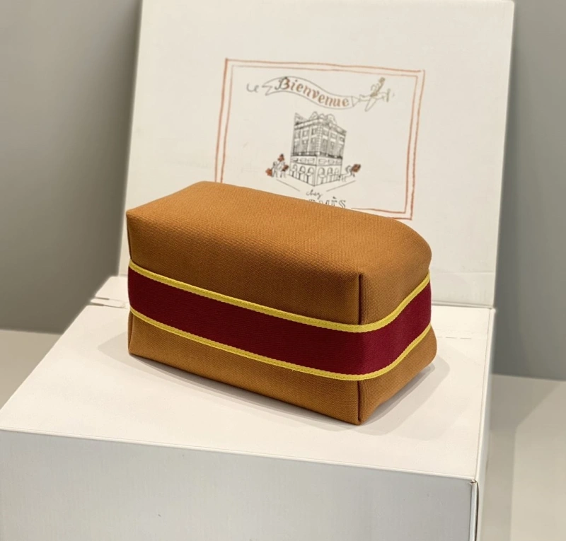 H**me5 cosmetic bags 4197-0599