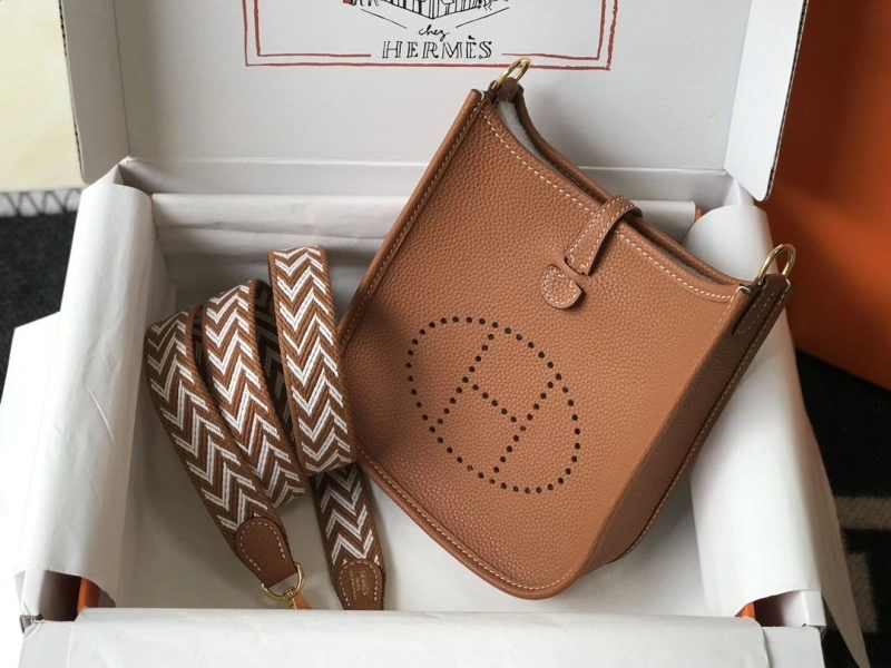 H**me5 satchel bags 4197-0664