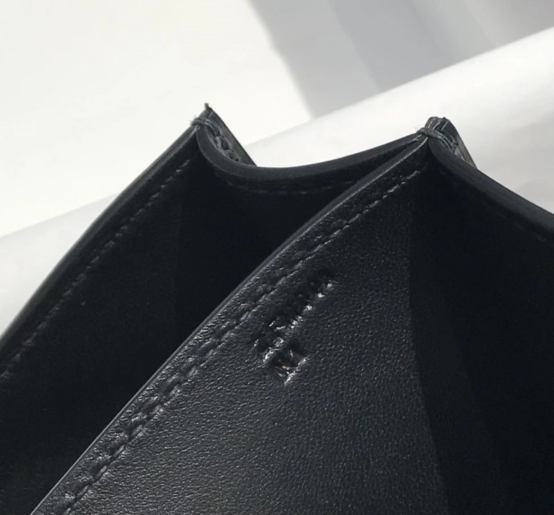 H**me5 constance bags 4197-0681