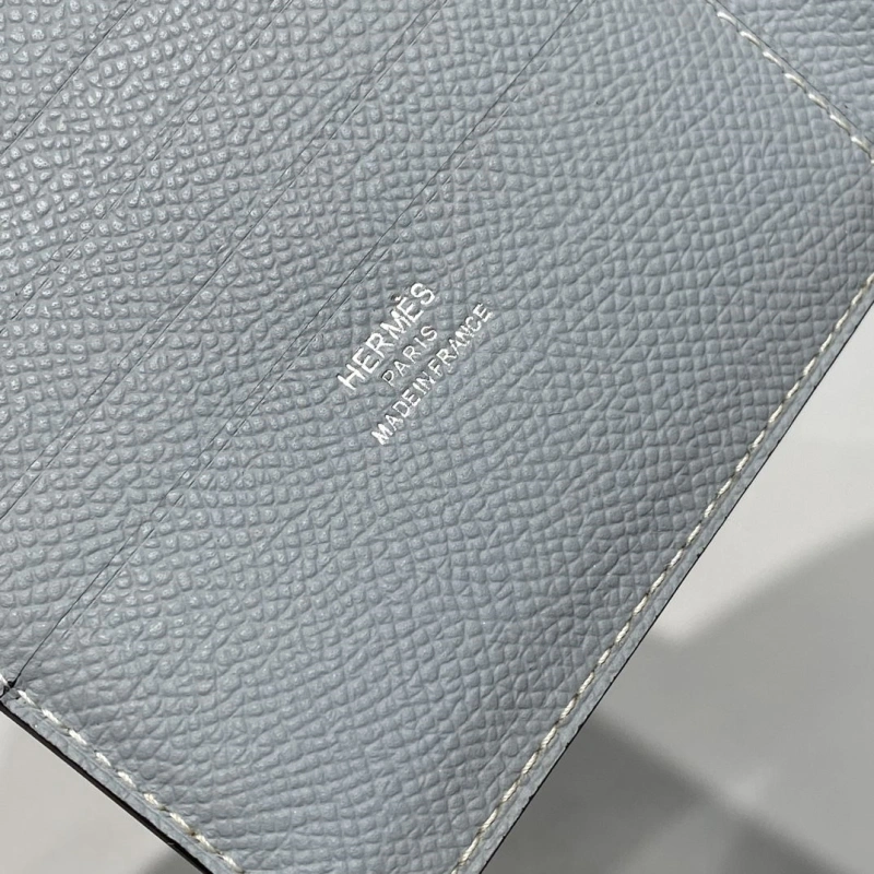 H**me5 wallets 4197-0690