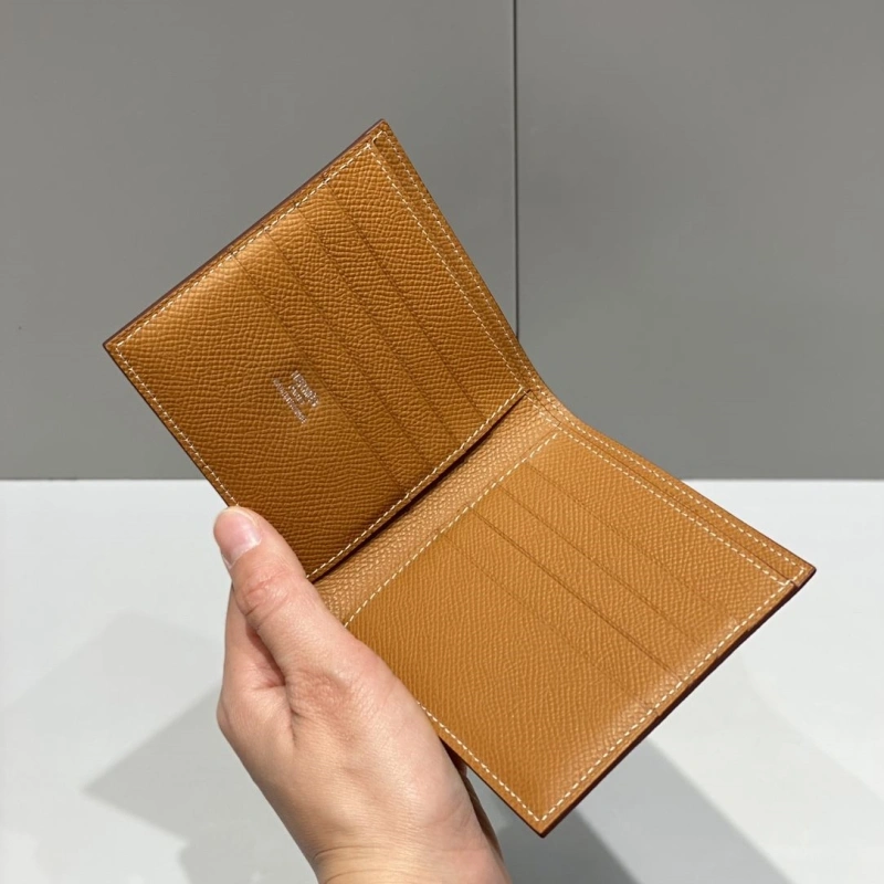 H**me5 wallets 4197-0693