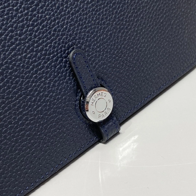 H**me5 wallets 4197-0697