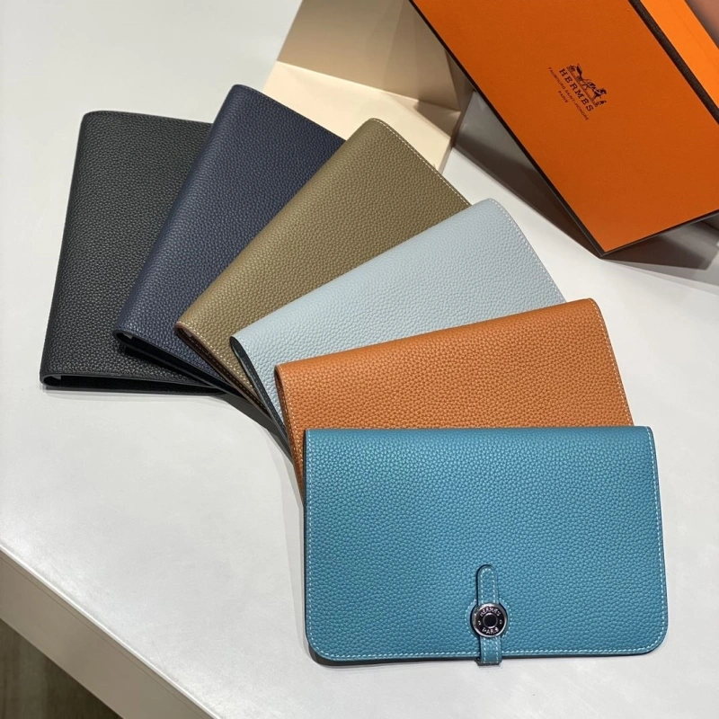 H**me5 wallets 4197-0697