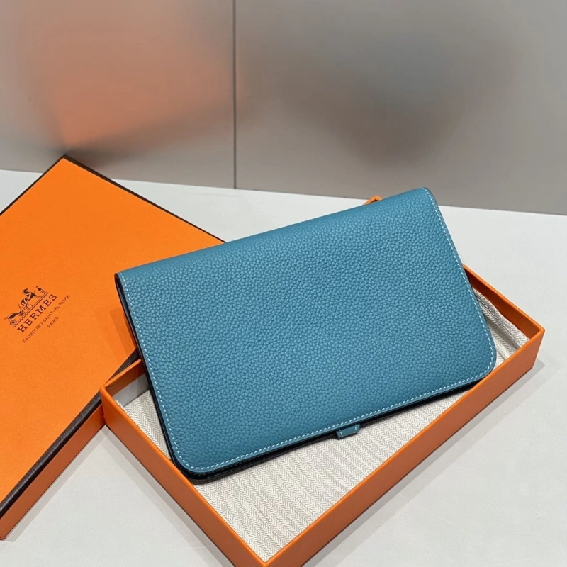 H**me5 wallets 4197-0698