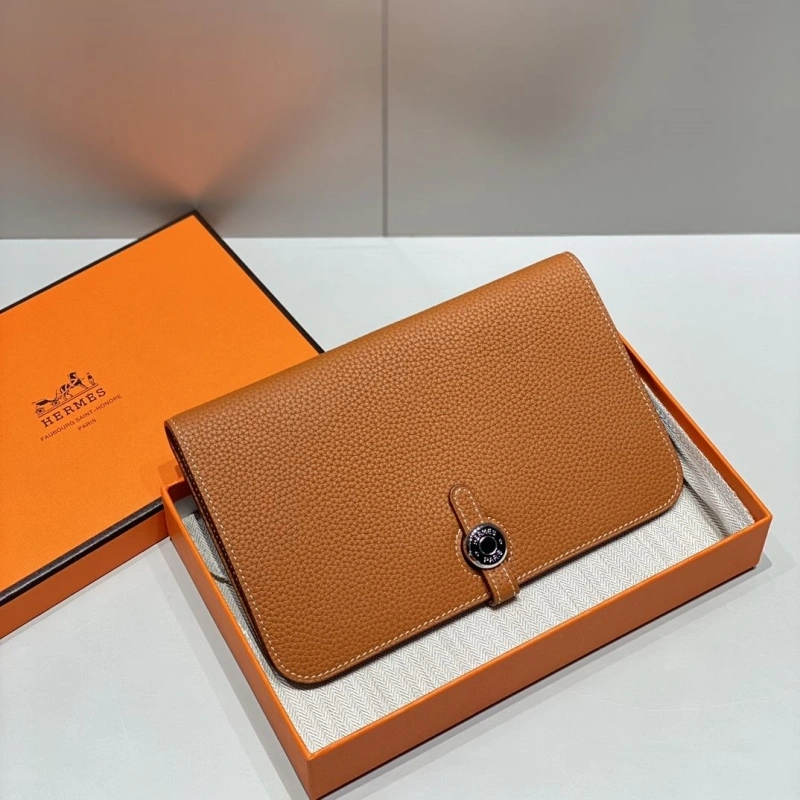 H**me5 wallets 4197-0700
