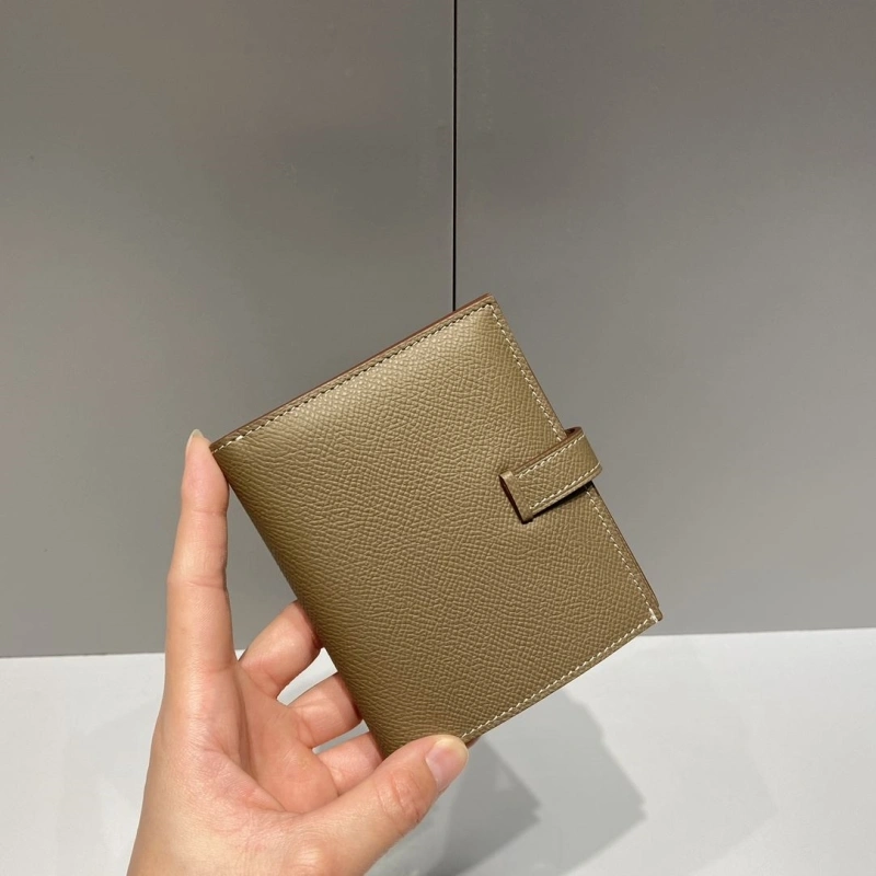 H**me5 wallets 4197-0704
