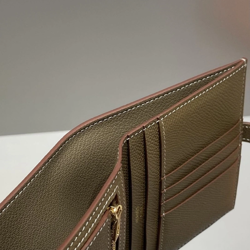 H**me5 wallets 4197-0704