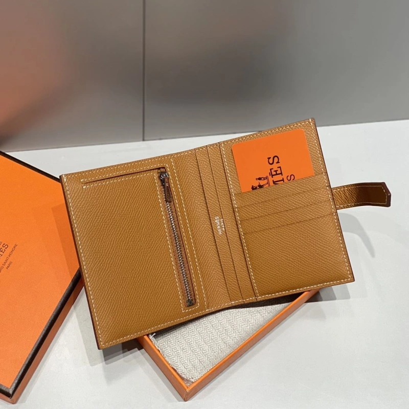 H**me5 wallets 4197-0705