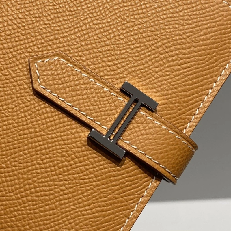 H**me5 wallets 4197-0705