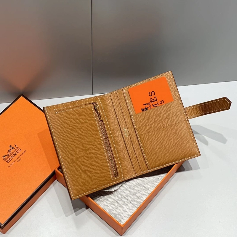 H**me5 wallets 4197-0706