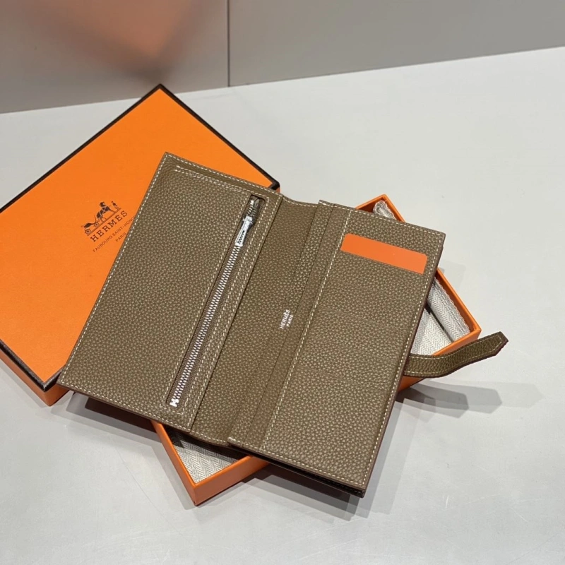 H**me5 wallets 4197-0710
