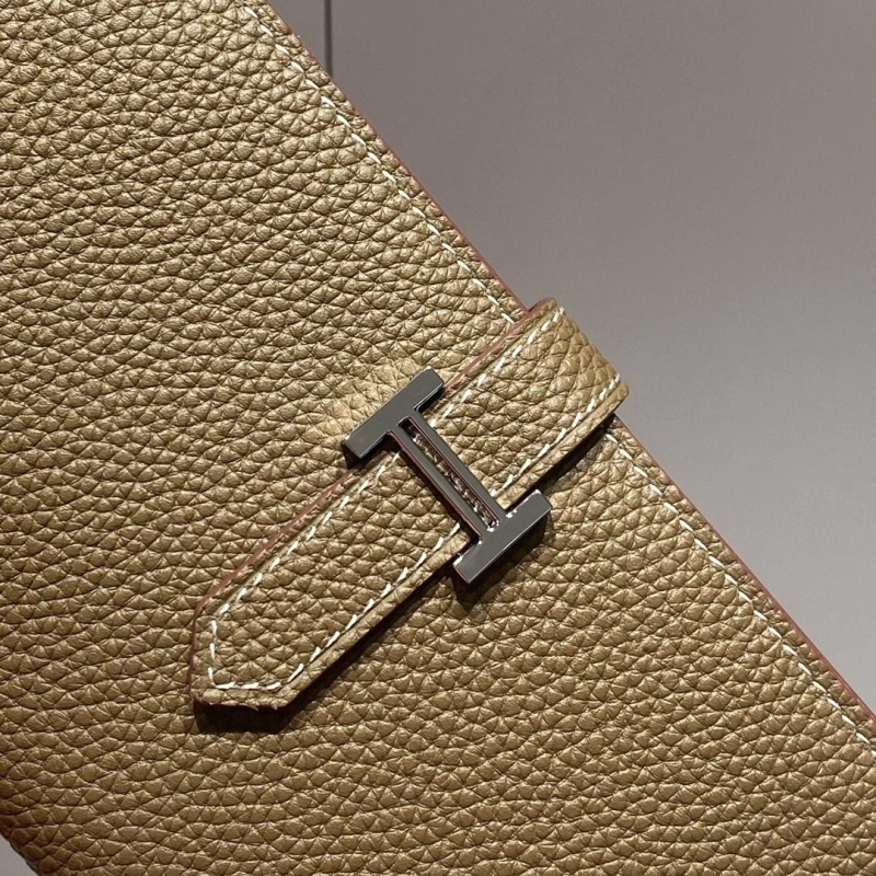 H**me5 wallets 4197-0710