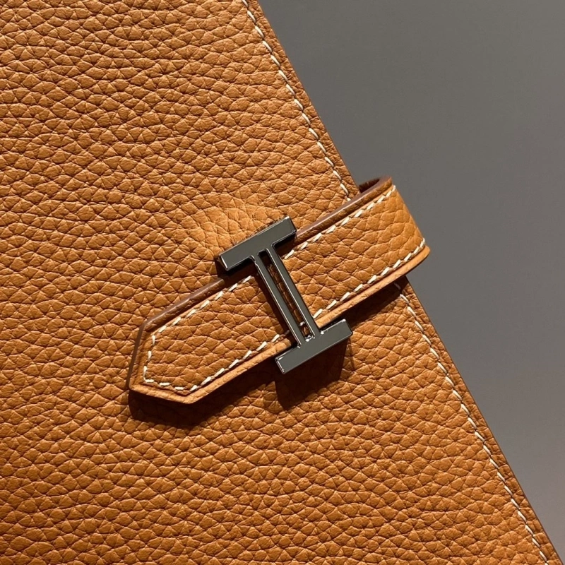 H**me5 wallets 4197-0711