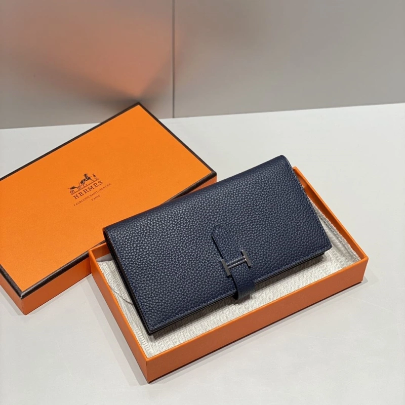 H**me5 wallets 4197-0712