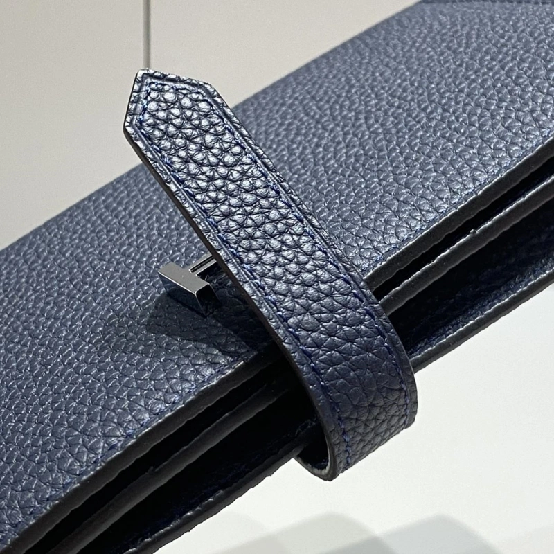 H**me5 wallets 4197-0712