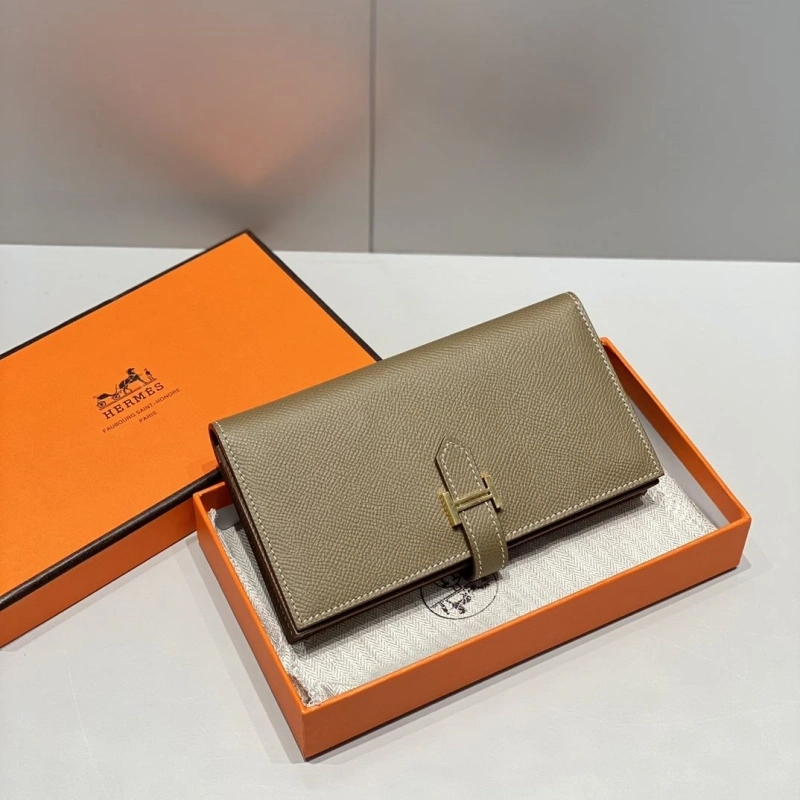 H**me5 wallets 4197-0715