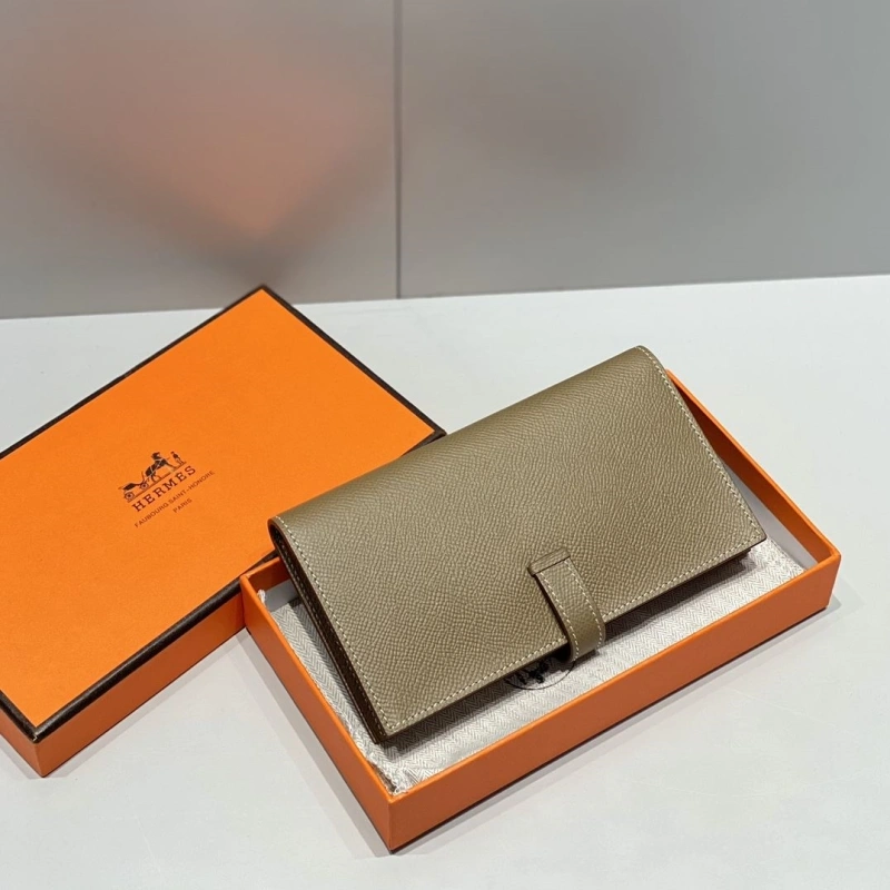 H**me5 wallets 4197-0715
