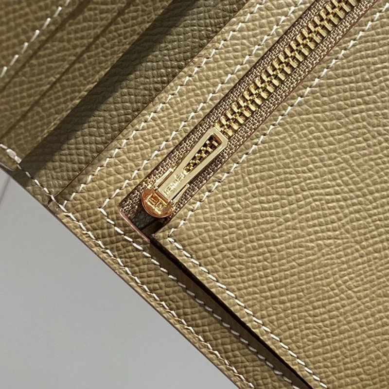 H**me5 wallets 4197-0715