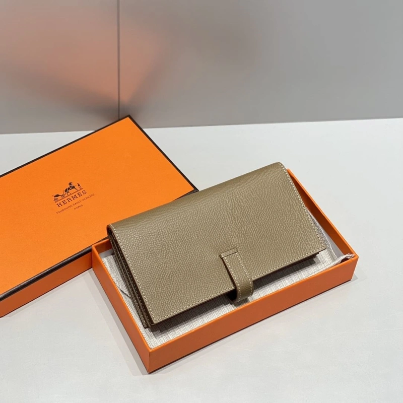 H**me5 wallets 4197-0716