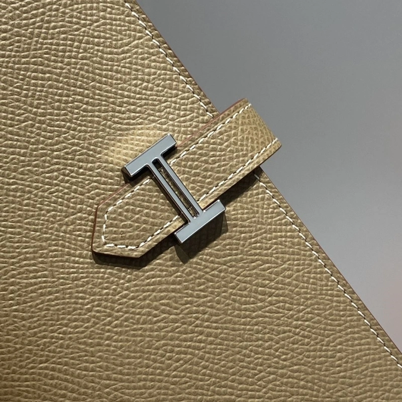H**me5 wallets 4197-0716